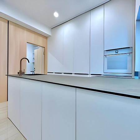 Modern Free Parking High Standard Cool Stylish Apartment براتسيلافا المظهر الخارجي الصورة